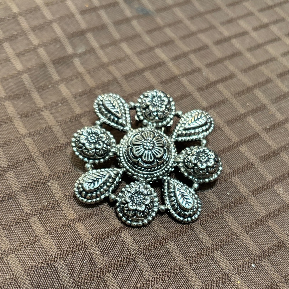 Elegant Silver Floral scarf clip Sylvia Dahl